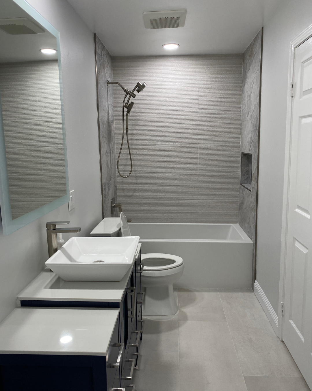 modern-bathroom-remodel-bathtub-built-in-niche